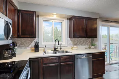 808 Center Drive NW, Chisholm, MN 55719 - Photo 17