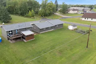 808 Center Dr NW, Chisholm, MN 55719 - Photo 3