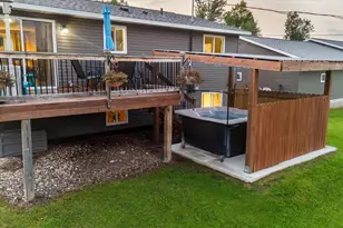 808 Center Dr NW, Chisholm, MN 55719 - Photo 7