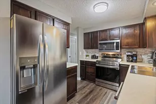 808 Center Dr NW, Chisholm, MN 55719 - Photo 17