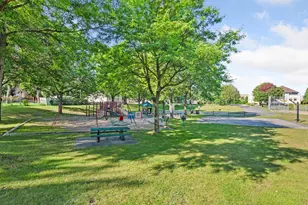 7921 Stevens Ave S, Bloomington, MN 55420 - Photo 25