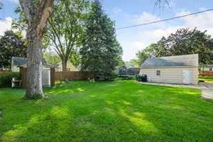 7921 Stevens Ave S, Bloomington, MN 55420 - Photo 21