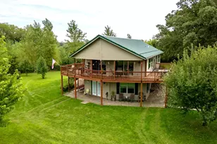 77870 State Line Rd, Le Roy, MN 55951 - Photo 1
