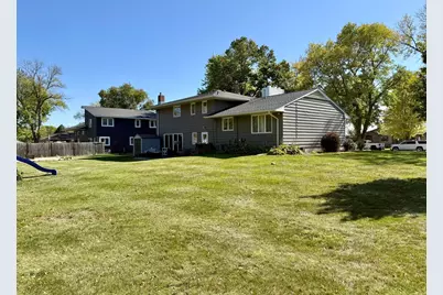 1000 W Birch Avenue, Olivia, MN 56277 - Photo 3