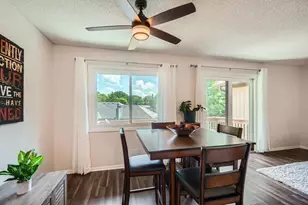 5275 Balmoral Ln, Bloomington, MN 55437 - Photo 9