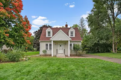 1742 Howard Street N, Maplewood, MN 55109 - Photo 1