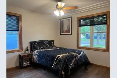 735 Sunset Street SW, Hutchinson, MN 55350 - Photo 11