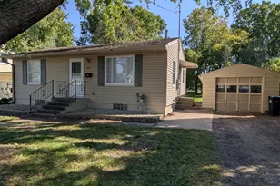 1015 College St, Northfield, MN 55057 - Photo 1