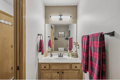 441 Pleasant Lane, Chaska, MN 55318 - Photo 13