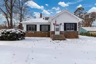 1443 Hazelwood St, Saint Paul, MN 55106 - Photo 3