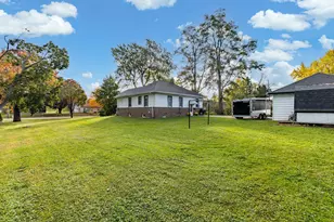 1443 Hazelwood St, Saint Paul, MN 55106 - Photo 27