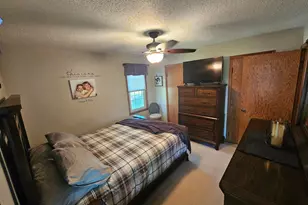 203 3rd Ave E, Lamberton, MN 56152 - Photo 17