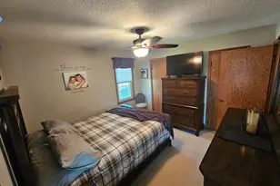 203 3rd Ave E, Lamberton, MN 56152 - Photo 17