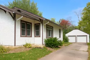 414 8th St SE, Waseca, MN 56093 - Photo 1