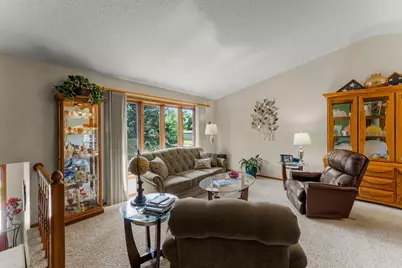 10185 Upper 178th Street W, Lakeville, MN 55044 - Photo 5