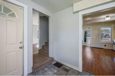 227 S Elm Street, Fairmont, MN 56031 - Photo 9