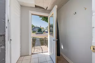 227 S Elm St, Fairmont, MN 56031 - Photo 5