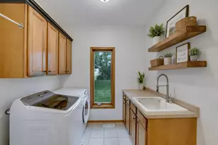 645 Ramsey Cir, Carver, MN 55315 - Photo 29