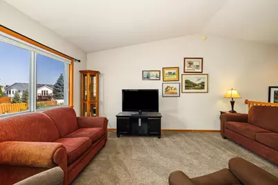 3353 30th Avenue S, Fargo,  58103 - Photo 7