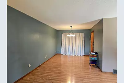 402 E 2nd Street N, Truman, MN 56088 - Photo 7