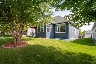 4555 Zircon Ln N, Plymouth, MN 55446 - Photo 35