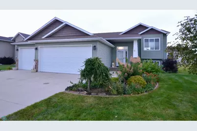 2002 S 35 Street Circle S, Moorhead, MN 56560 - Photo 45