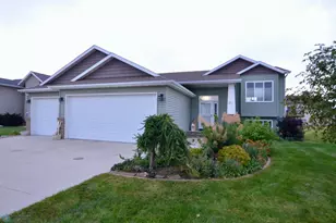 2002 S 35 Street Circle S, Moorhead, MN 56560 - Photo 45