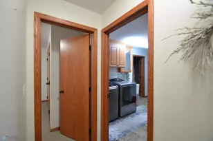 2002 S 35 Street Circle S, Moorhead, MN 56560 - Photo 29