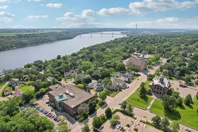 109 Pine Street E, Stillwater, MN 55082 - Photo 47