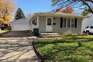 309 Lawrence St, Marshall, MN 56258 - Photo 1