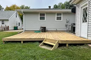 309 Lawrence St, Marshall, MN 56258 - Photo 7