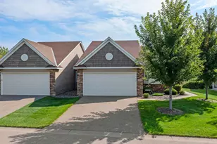 8823 Fraizer Street NE, Circle Pines, MN 55014 - Photo 5