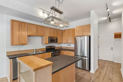 209 8th Street E #308, Saint Paul, MN 55101 - Photo 1