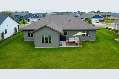 173 Denver Avenue SE, Hutchinson, MN 55350 - Photo 25