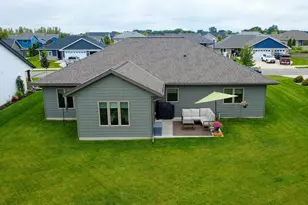 173 Denver Ave SE, Hutchinson, MN 55350 - Photo 25