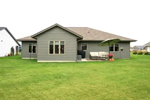 173 Denver Ave SE, Hutchinson, MN 55350 - Photo 27