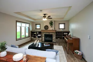173 Denver Ave SE, Hutchinson, MN 55350 - Photo 7