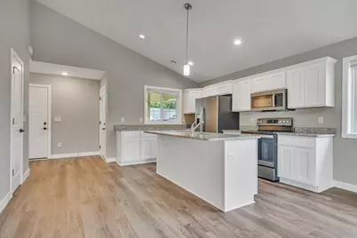 722 Hilltop Lane, Saint Croix Falls, WI 54024 - Photo 5