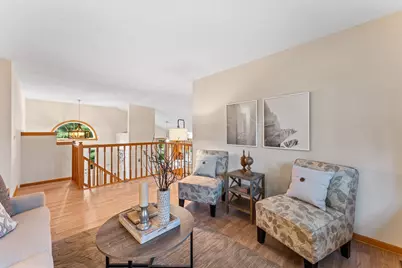 9457 Hames Avenue S, Cottage Grove, MN 55016 - Photo 5