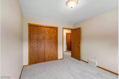 2801 26th Avenue S, Fargo,  58103 - Photo 17