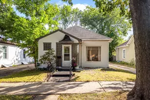 719 W 39th St, Minneapolis, MN 55409 - Photo 1