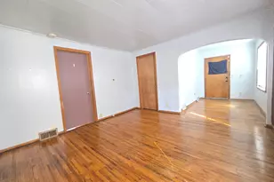 1215 Galtier St, Saint Paul, MN 55117 - Photo 9