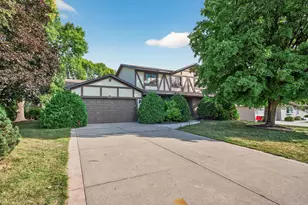 3925 Gresham Cir N, Oakdale, MN 55128 - Photo 1