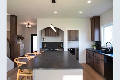 3606 Decorah Way S, Fargo, ND 58104 - Photo 3