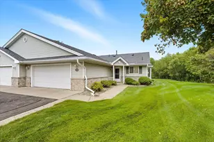 766 Sterling Ct, Mahtomedi, MN 55115 - Photo 1