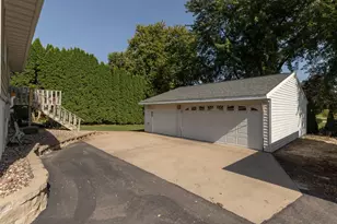 223 Rena Belle St NW, Eyota, MN 55934 - Photo 19