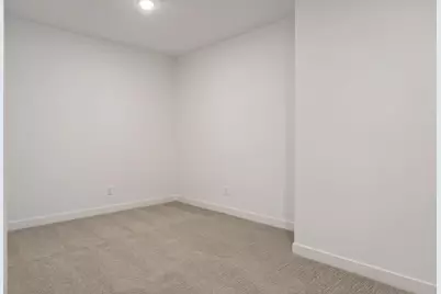 2415 Laurie Court W, Roseville, MN 55113 - Photo 53