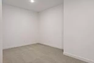 2415 Laurie Ct W, Roseville, MN 55113 - Photo 53