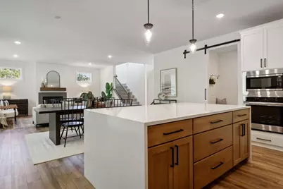 2415 Laurie Court W, Roseville, MN 55113 - Photo 19