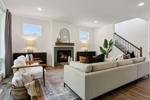 2415 Laurie Ct W, Roseville, MN 55113 - Photo 9